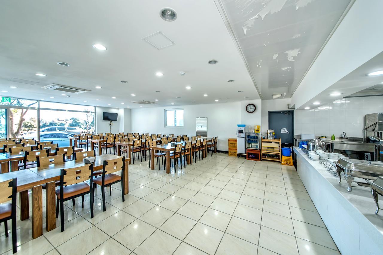 Jungmoon City Hotel Seogwipo Ngoại thất bức ảnh